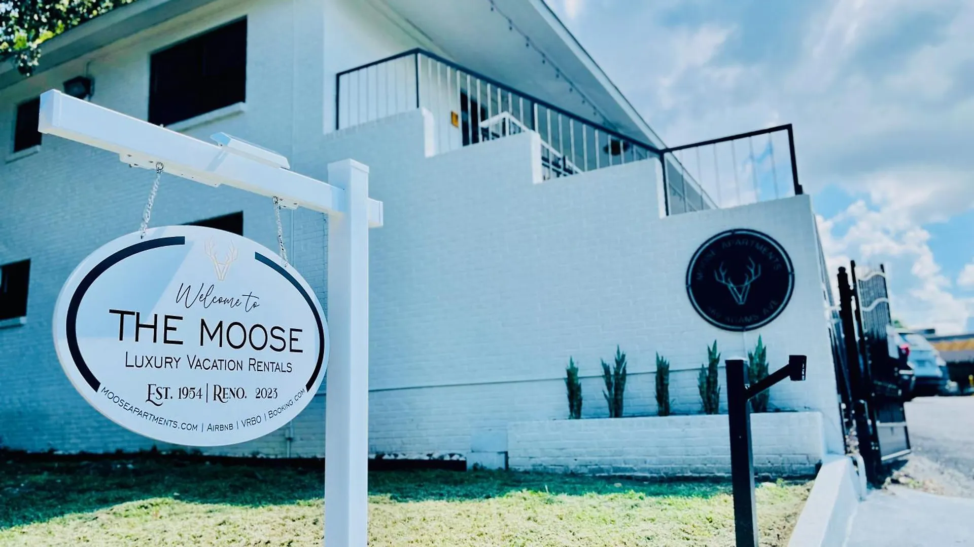 Apartament The Moose #9 - Brand New Luxe Modern Loft With Free Parking, King Bed & Fast Wifi Memphis Stany Zjednoczone Ameryki